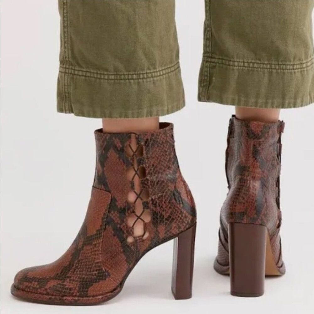Free People Marietta brown snake-embossed leather booties Block Heel Cut-outs 37